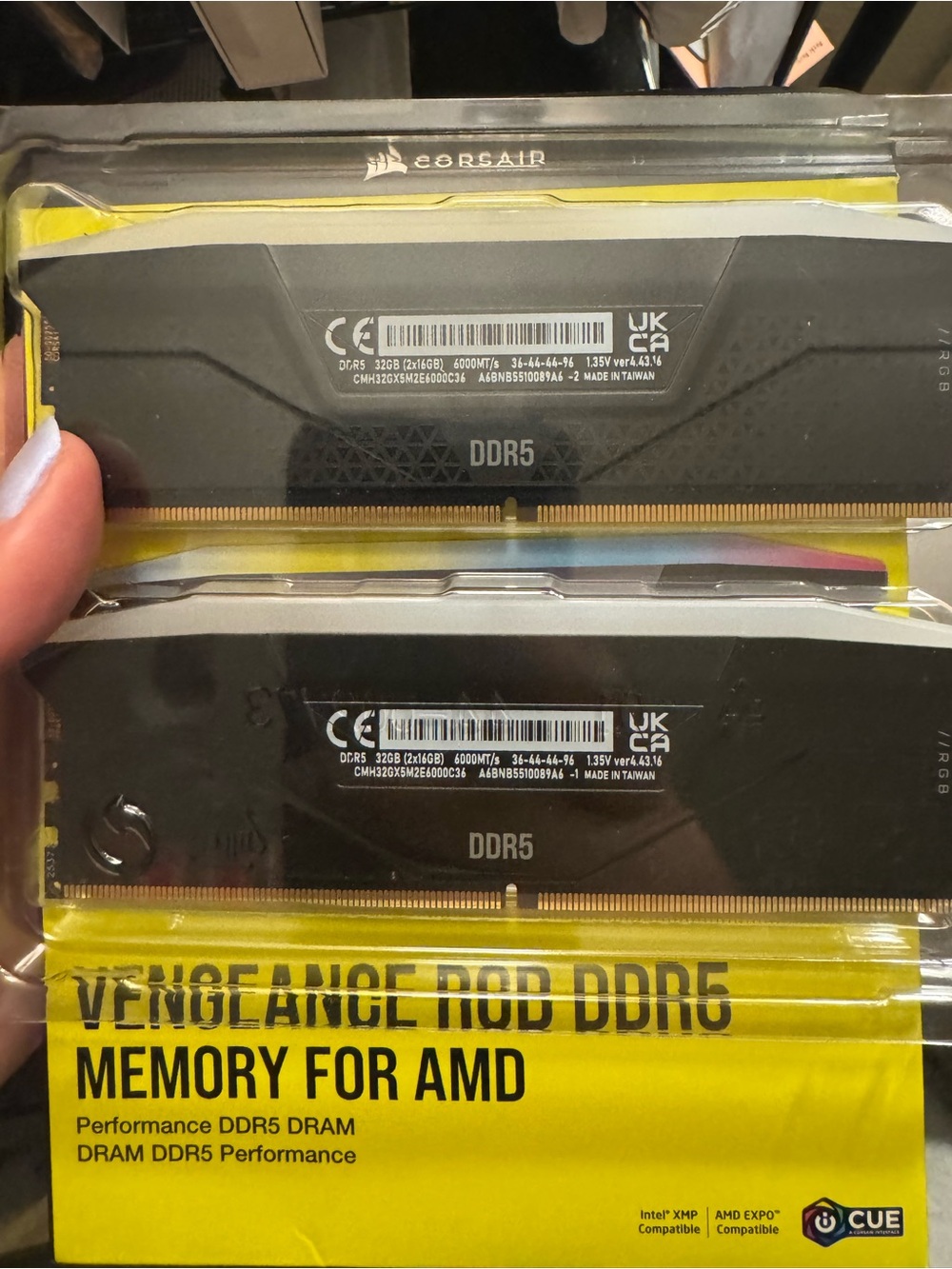 Corsair Vengeance DDR5 RGB CL36 6000MT/s 32GB (2x16GB) Memory Kit